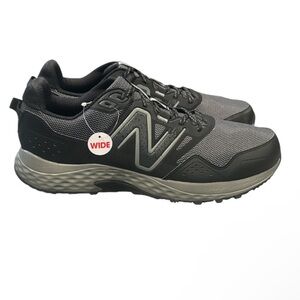 New authentic New Balance men’s signature designer sneakers men’s 13 EE display